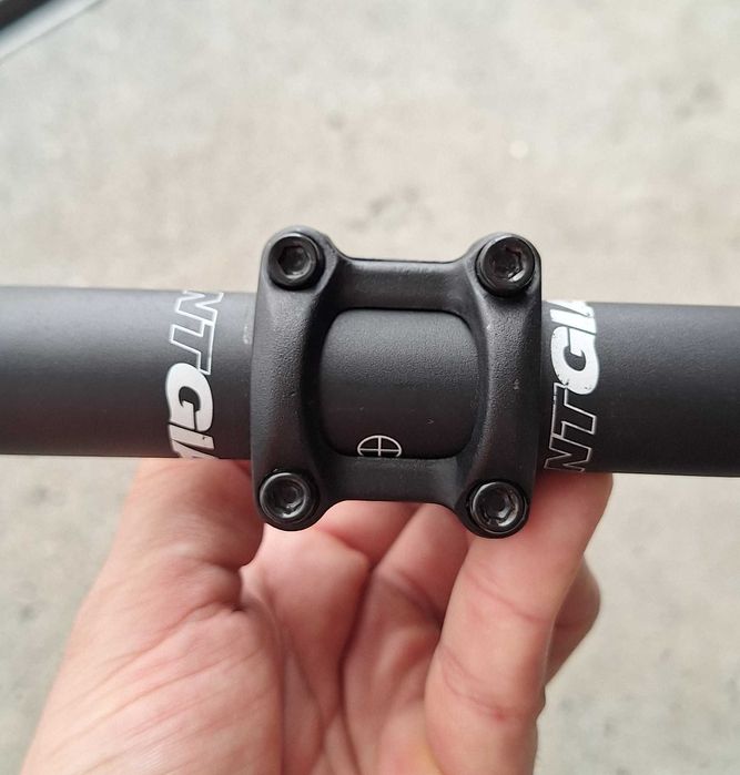 Guiador Bicicleta Estrada GIANT 420mm