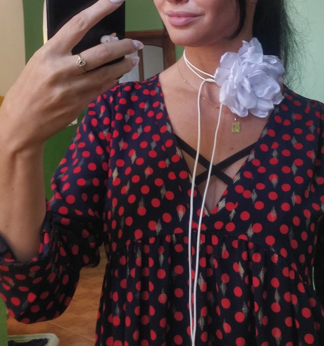 Чокер квітка на шию, прикрасити одежу цветок на шею. Весілля Девичник