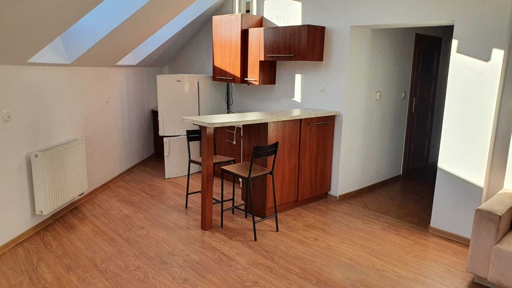 wynajmę mieszkanie w centrum Pniew