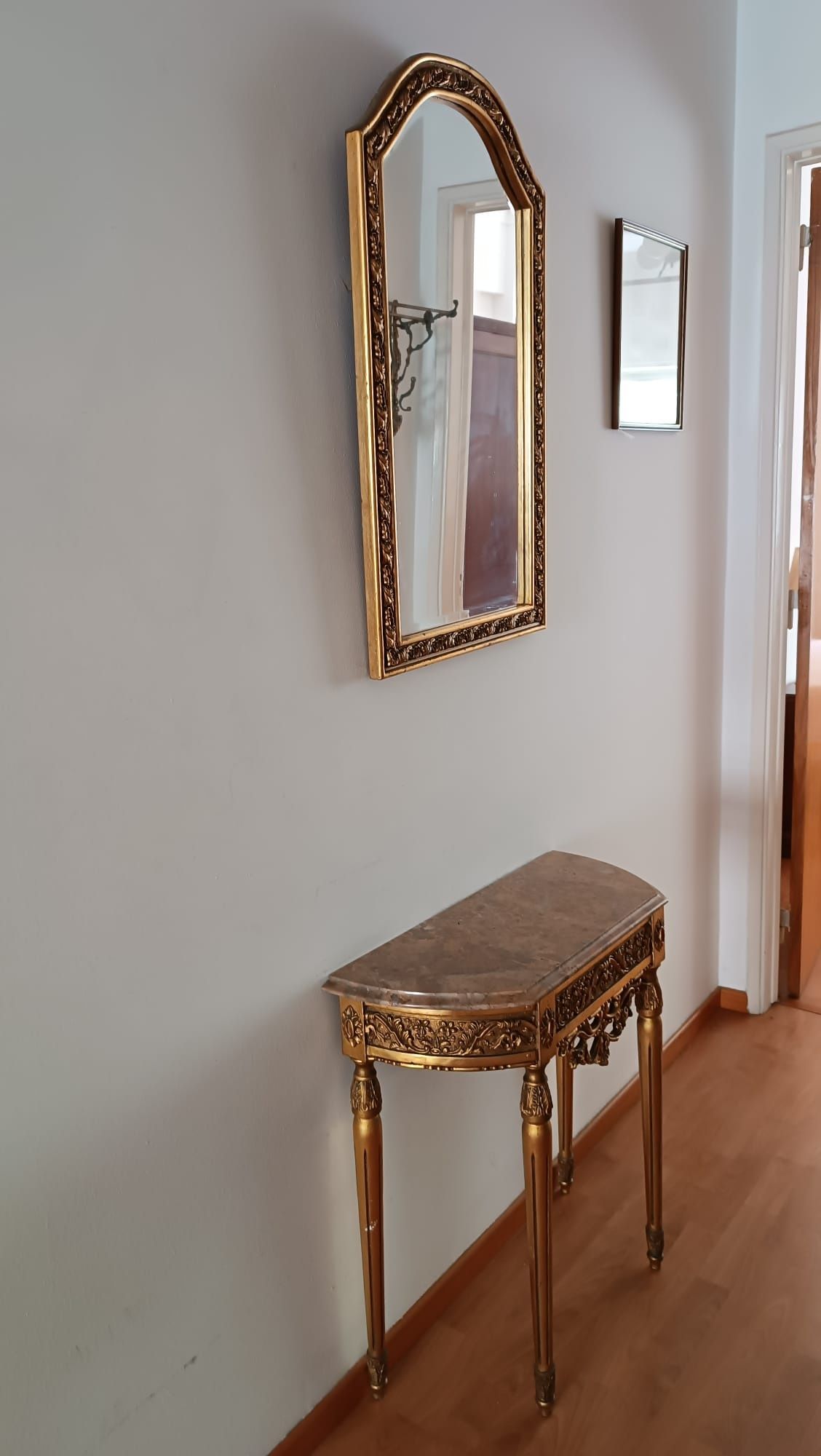 Mobiliário de quarto e sala