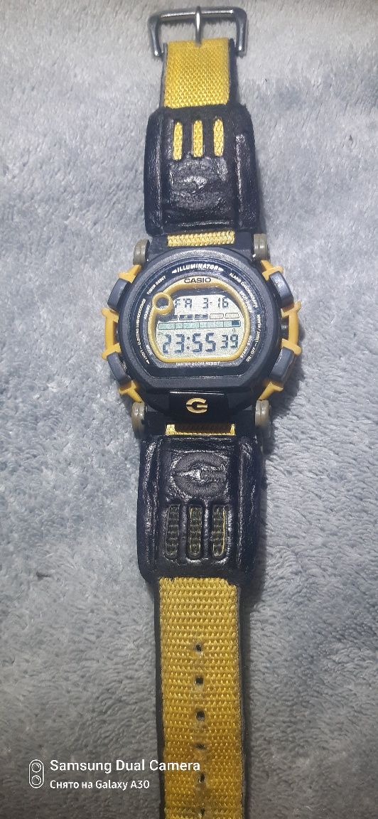 Часы наручные . Япония. Casio G - Shock Protection DW - 003.