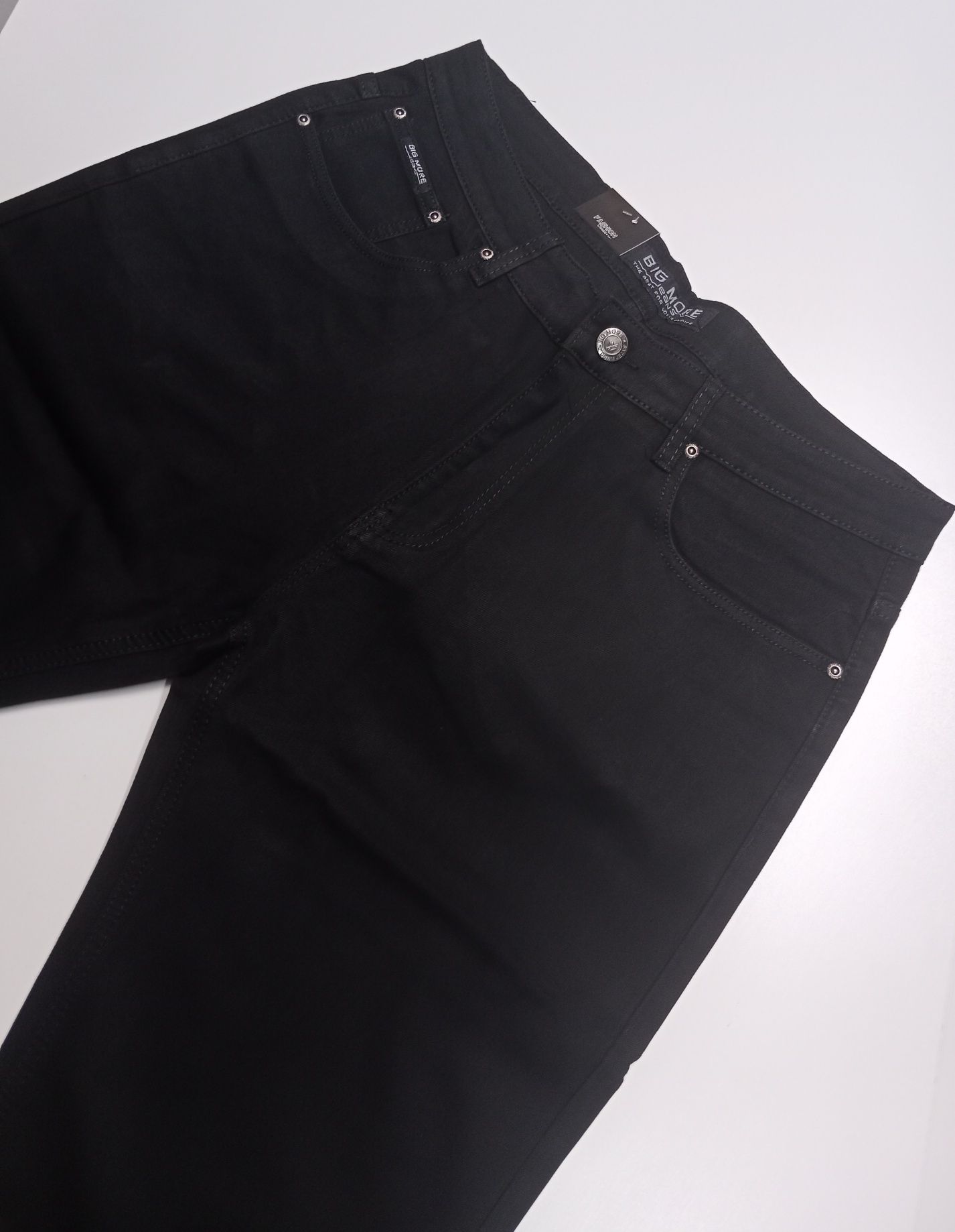 Spodnie NADWYMIARY czarne. Pas 128-130cm
