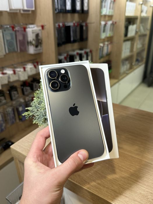 Б/у iPhone 16 Pro Max 256Gb Black | Акумулятор 100%