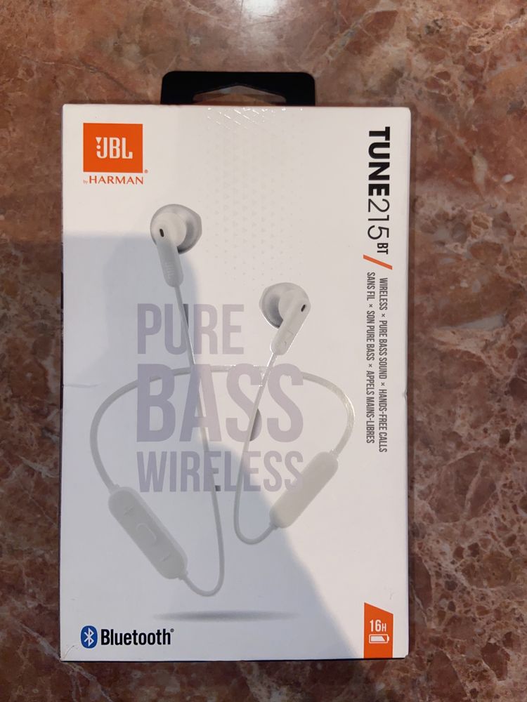 Sprzedaje słuchawki JBL Tune 215 BT
