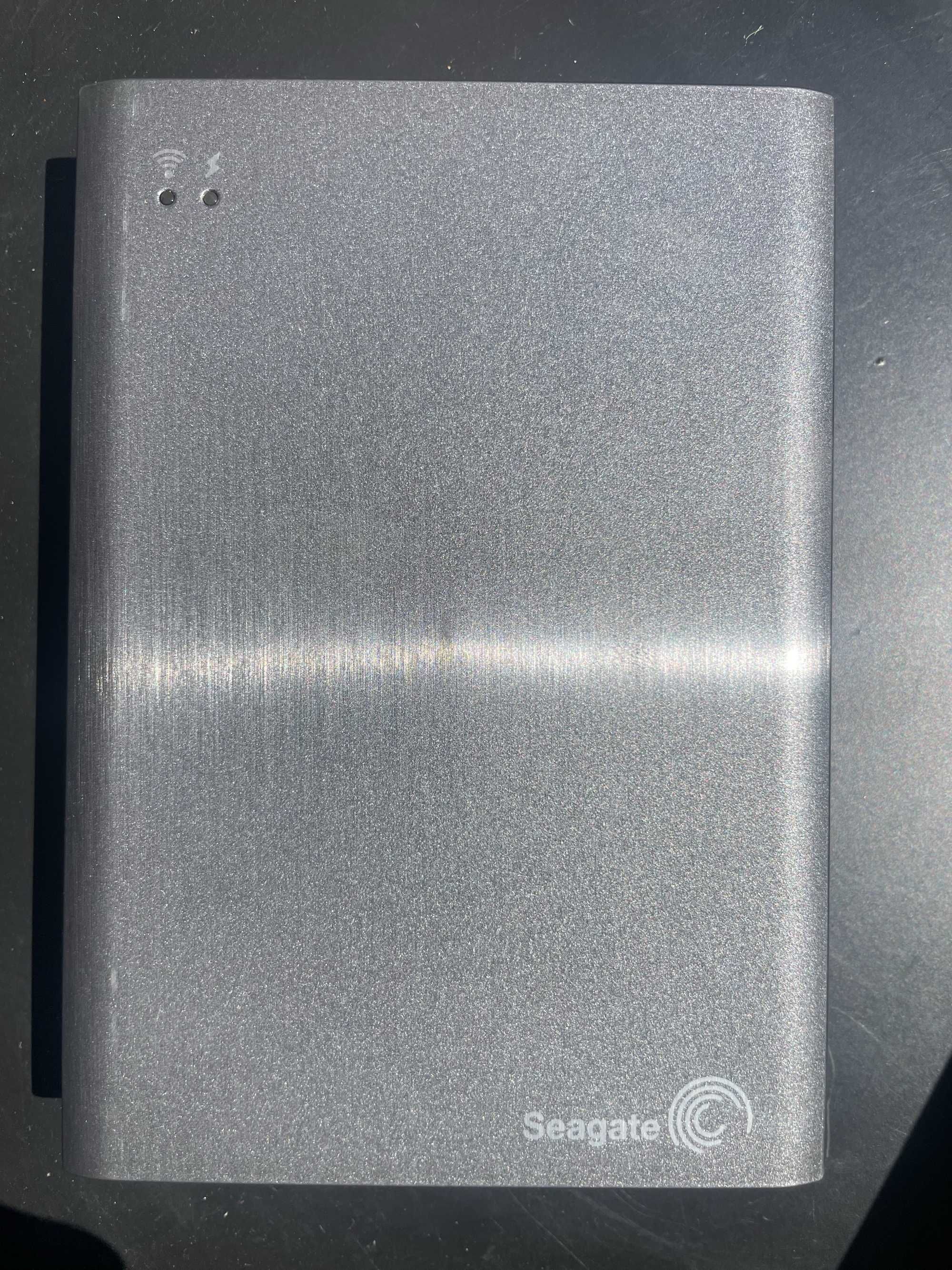3 DISCOS RIGIDOS EXTERNOS - Com WiFi e elevada capacidade