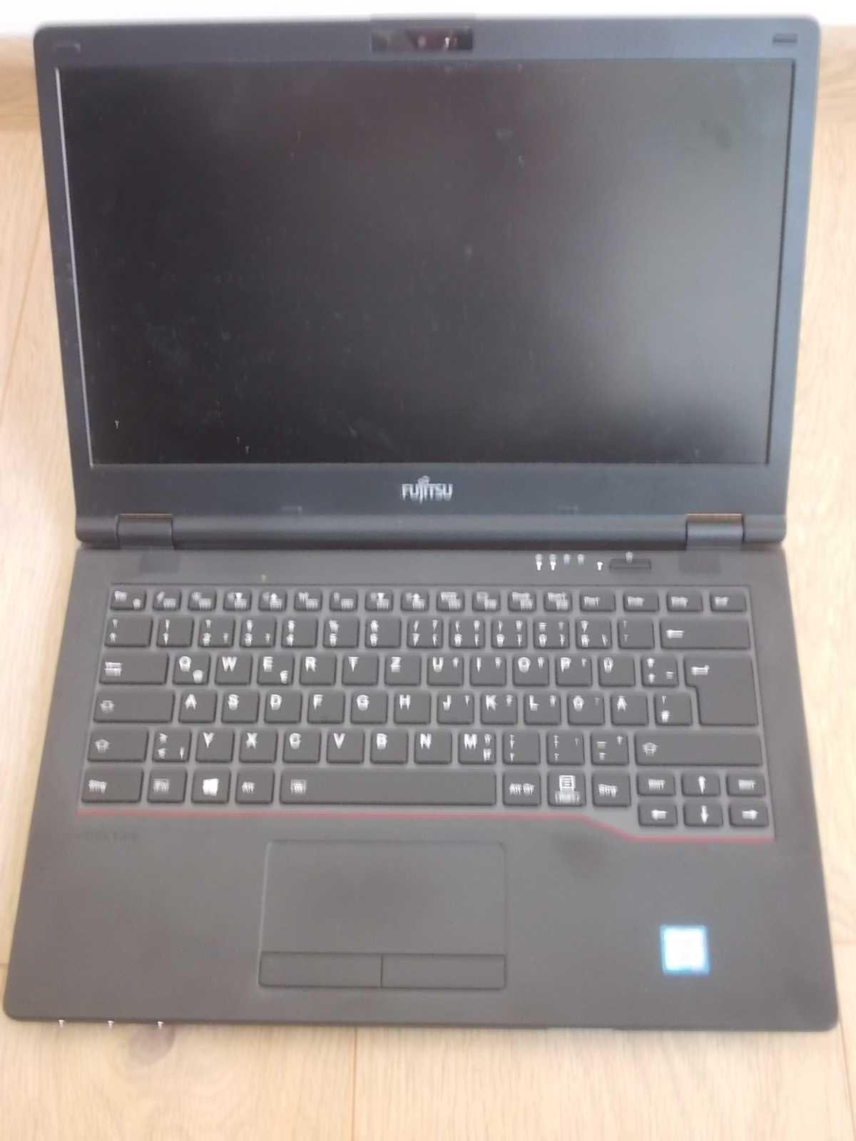 Fujitsu Lifebook E548 Core i5 8gen 8GB DDR4 256GB NVMe