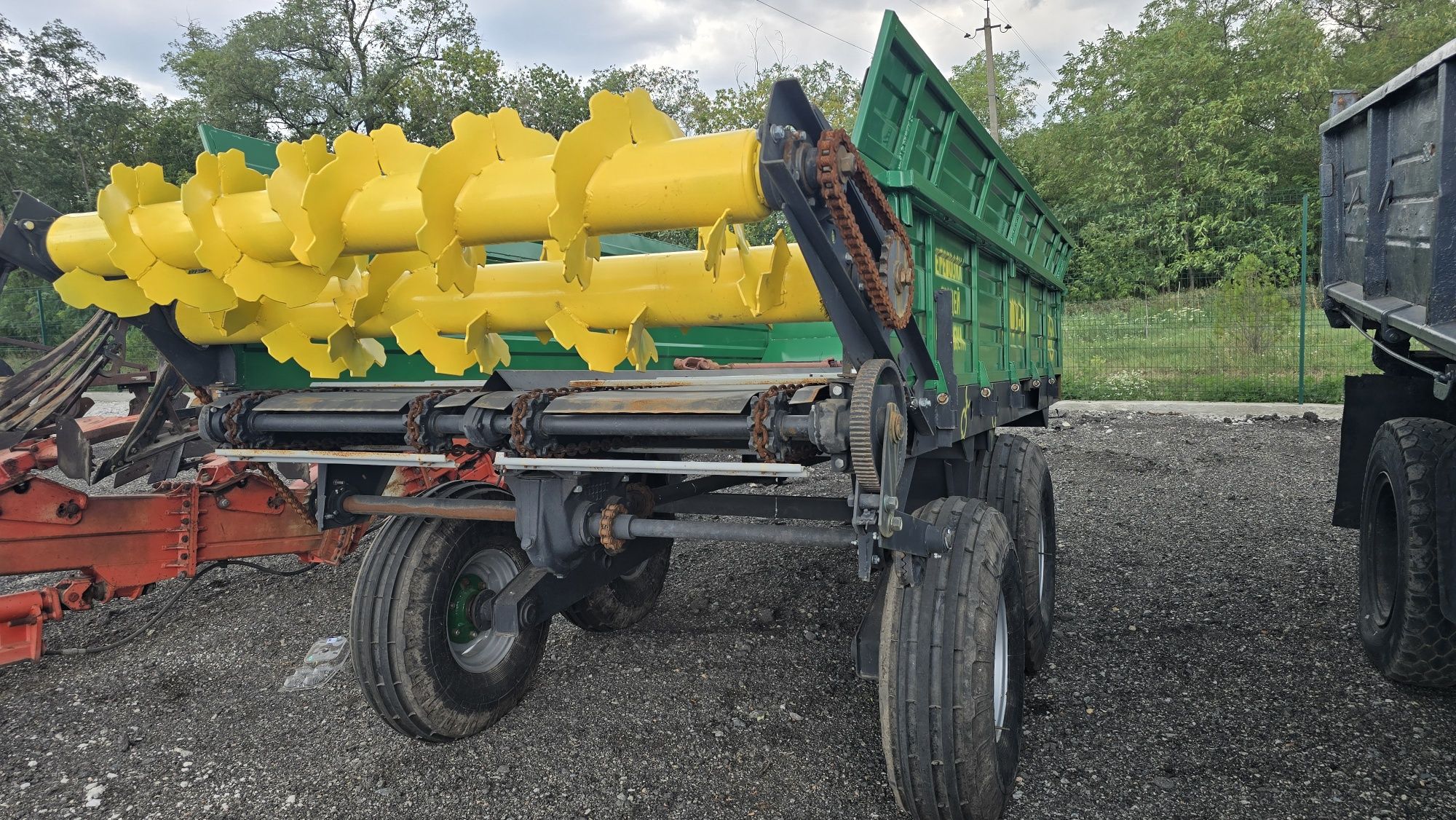 Продам навозорозкидач прт-10;прт-7;РОУ-6;МВУ-5,6,8,12