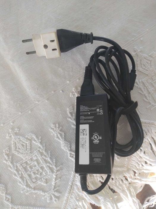Adaptador CA Dell , como NOVO!