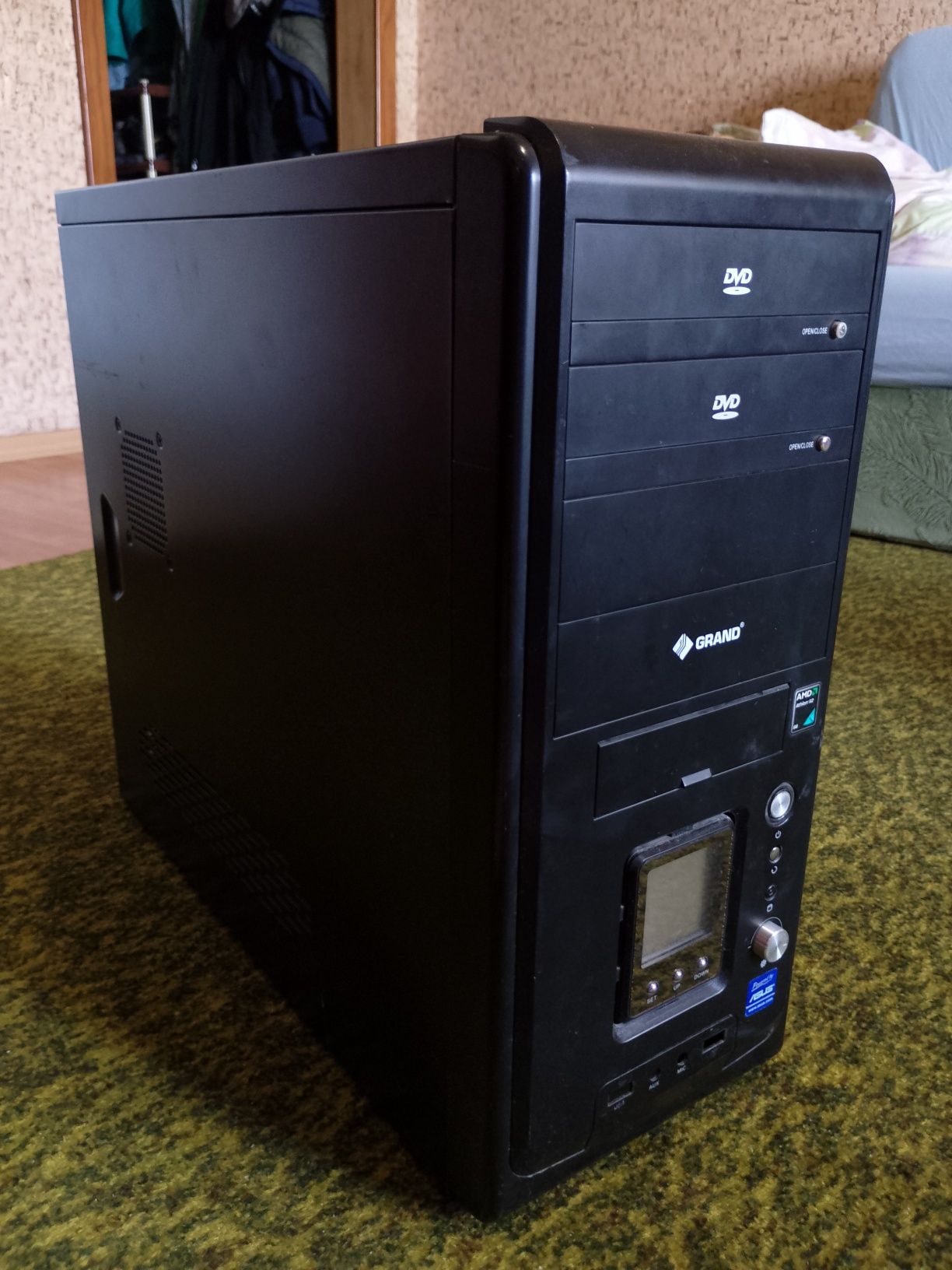 Корпус для ПК ATX формату