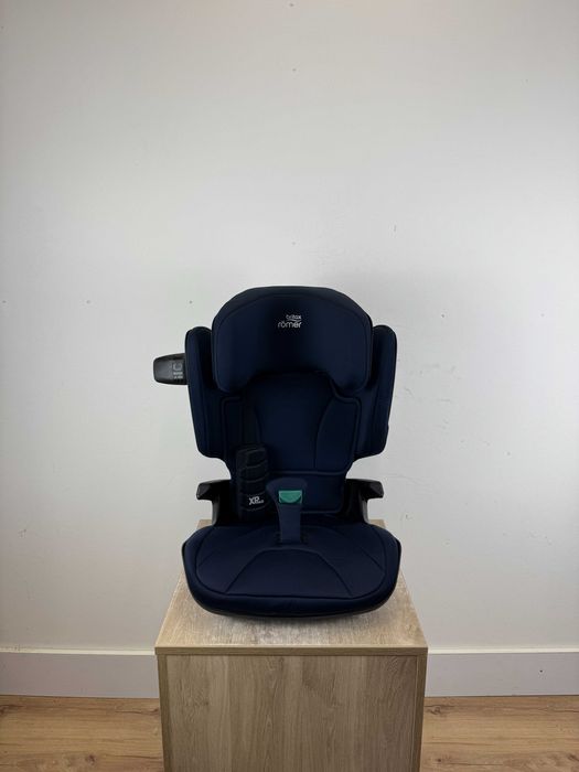 Fotelik samochodowy ROMER Kidfix i-Size 15-36KG