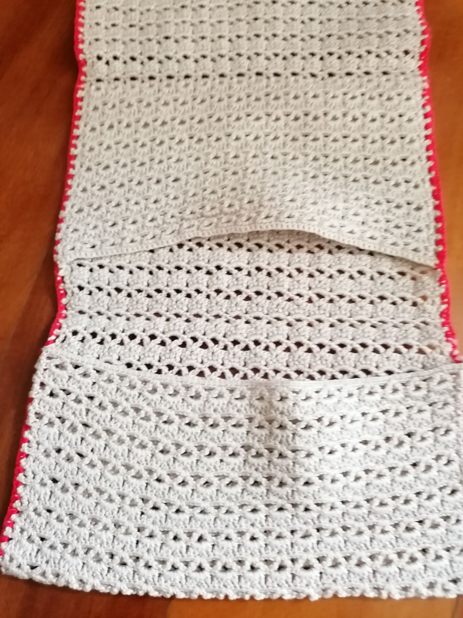 Saquinho para o lanche, bordado a mão/ renda