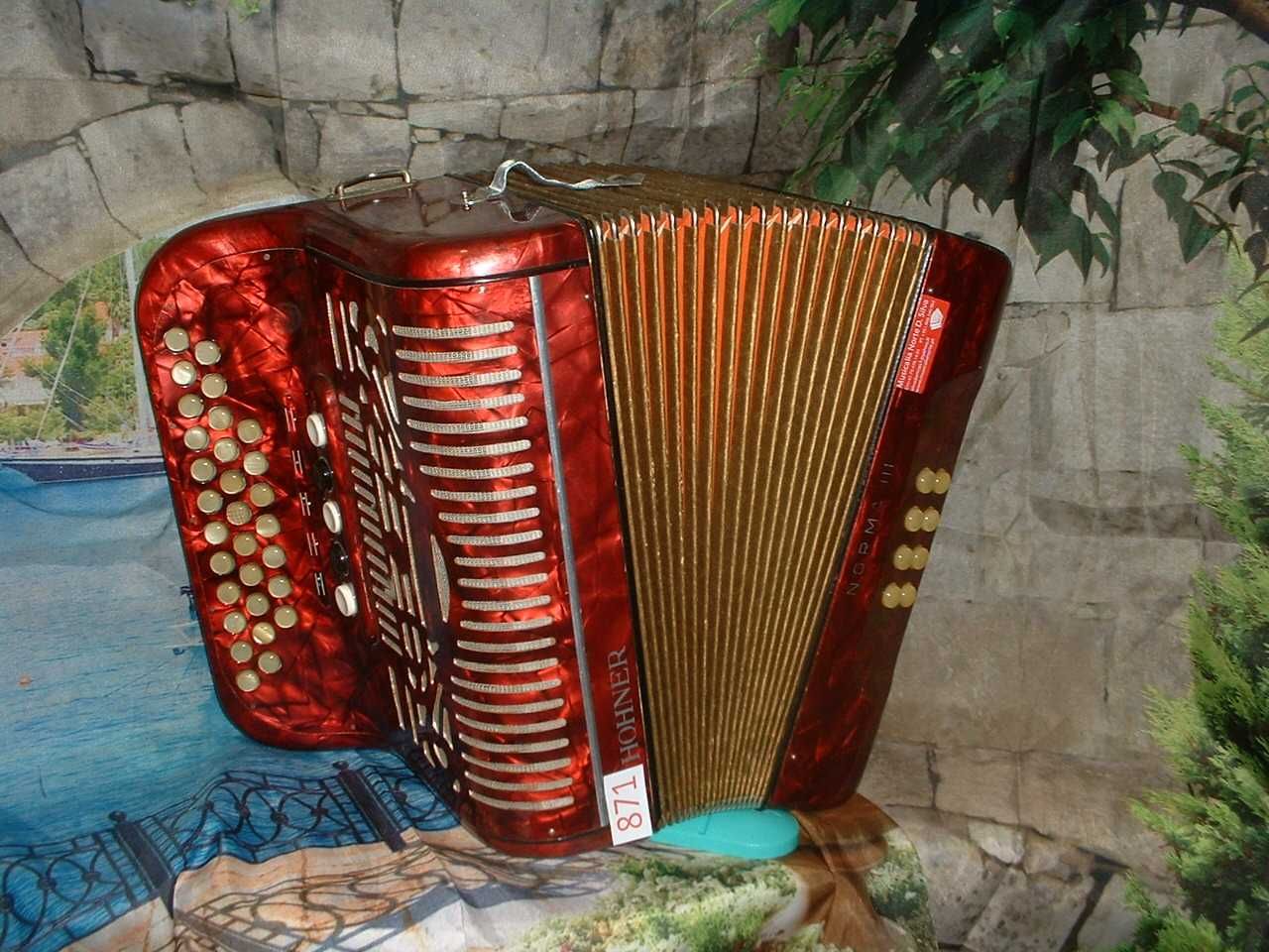 Concertina para venda N, 871