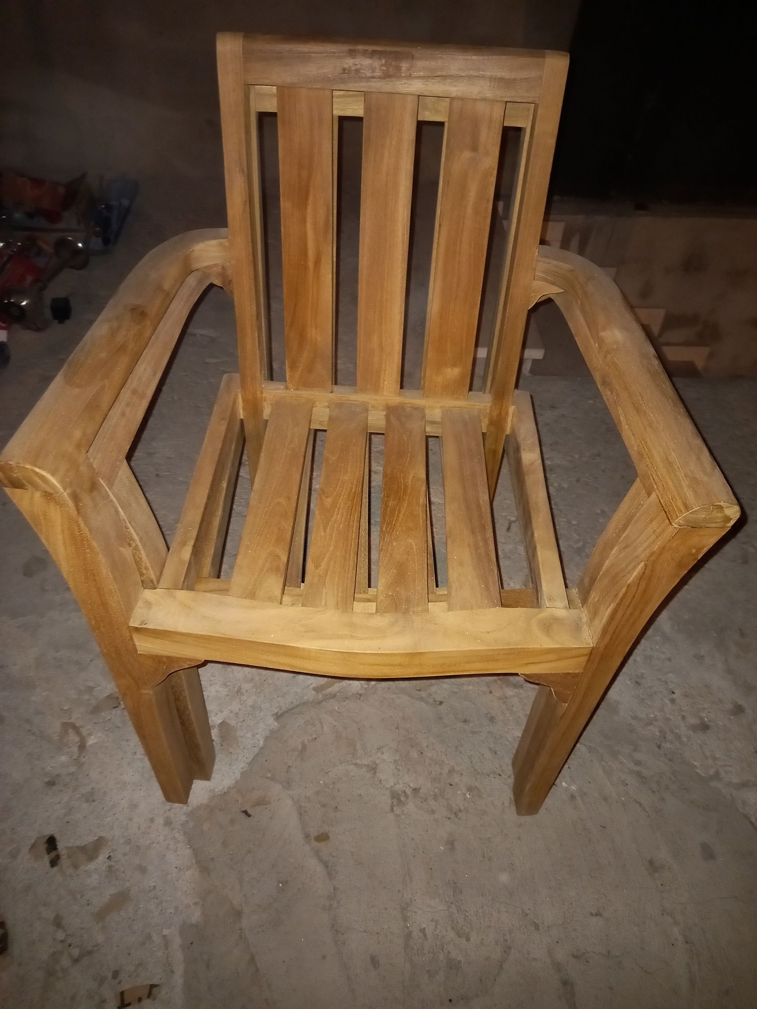 Cadeiras em madeira teka
