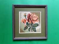haft krzyżykowy Obrazek  wyszywany róże herbaciane