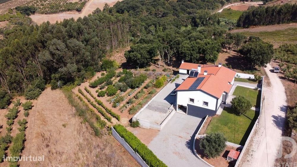 Casa / Villa T3 em Carvalhal de 214,00 m2
