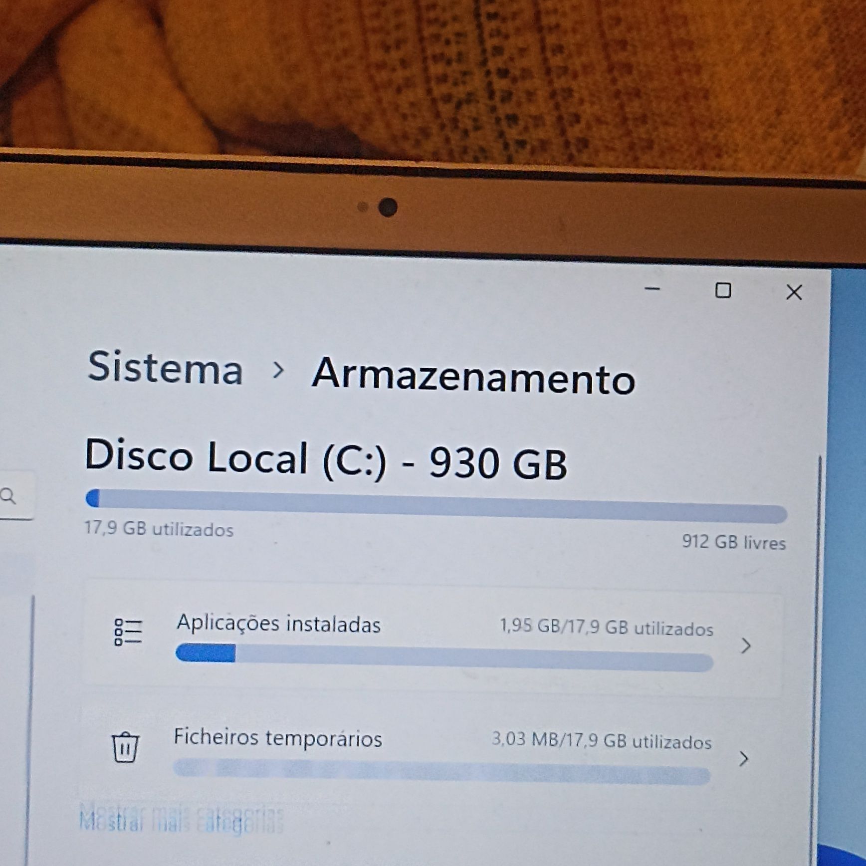 Apple MacBook pro 15.6 polegadas com Windows 11 home e carregador