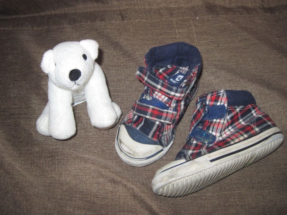 Tenis Mayoral tamanho 24