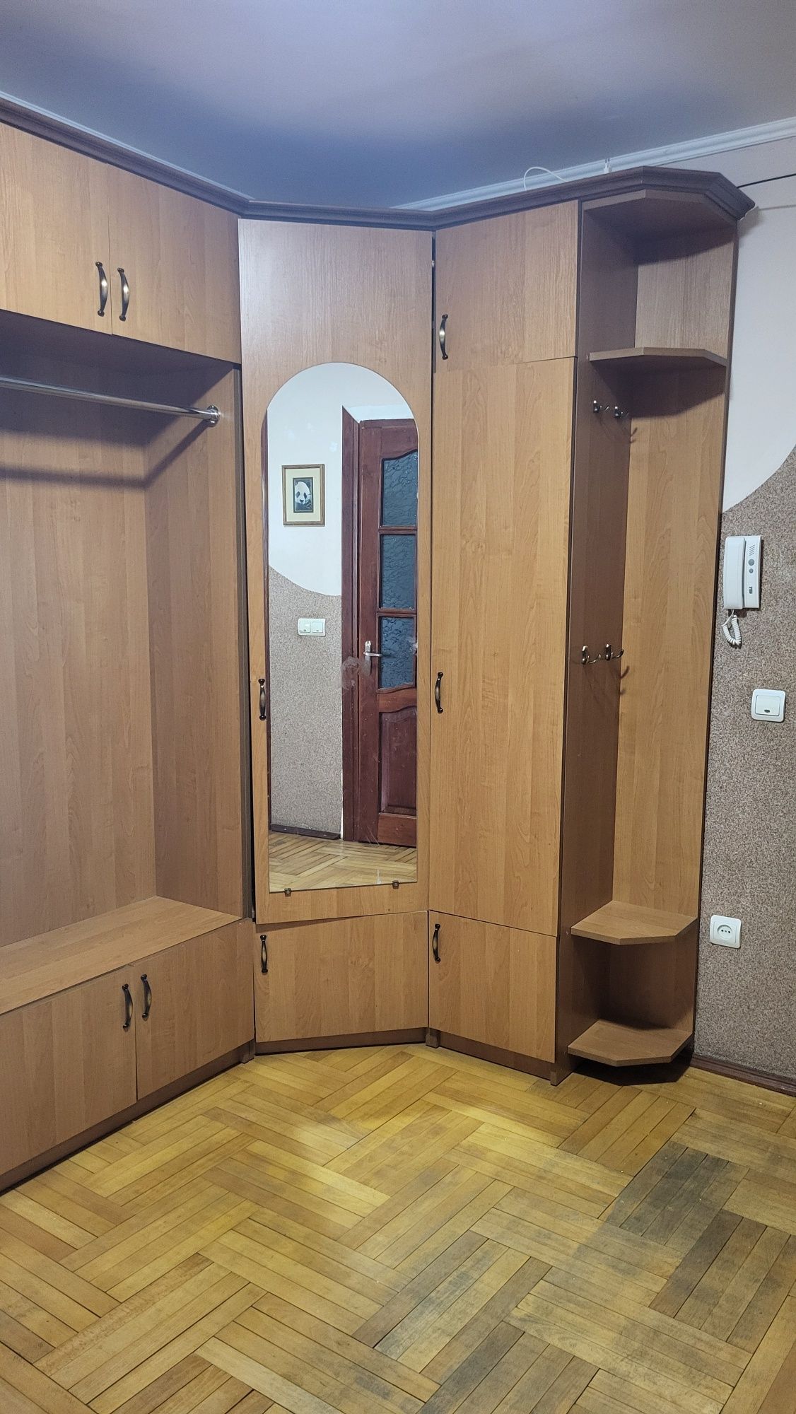 Продам прихожу недорого