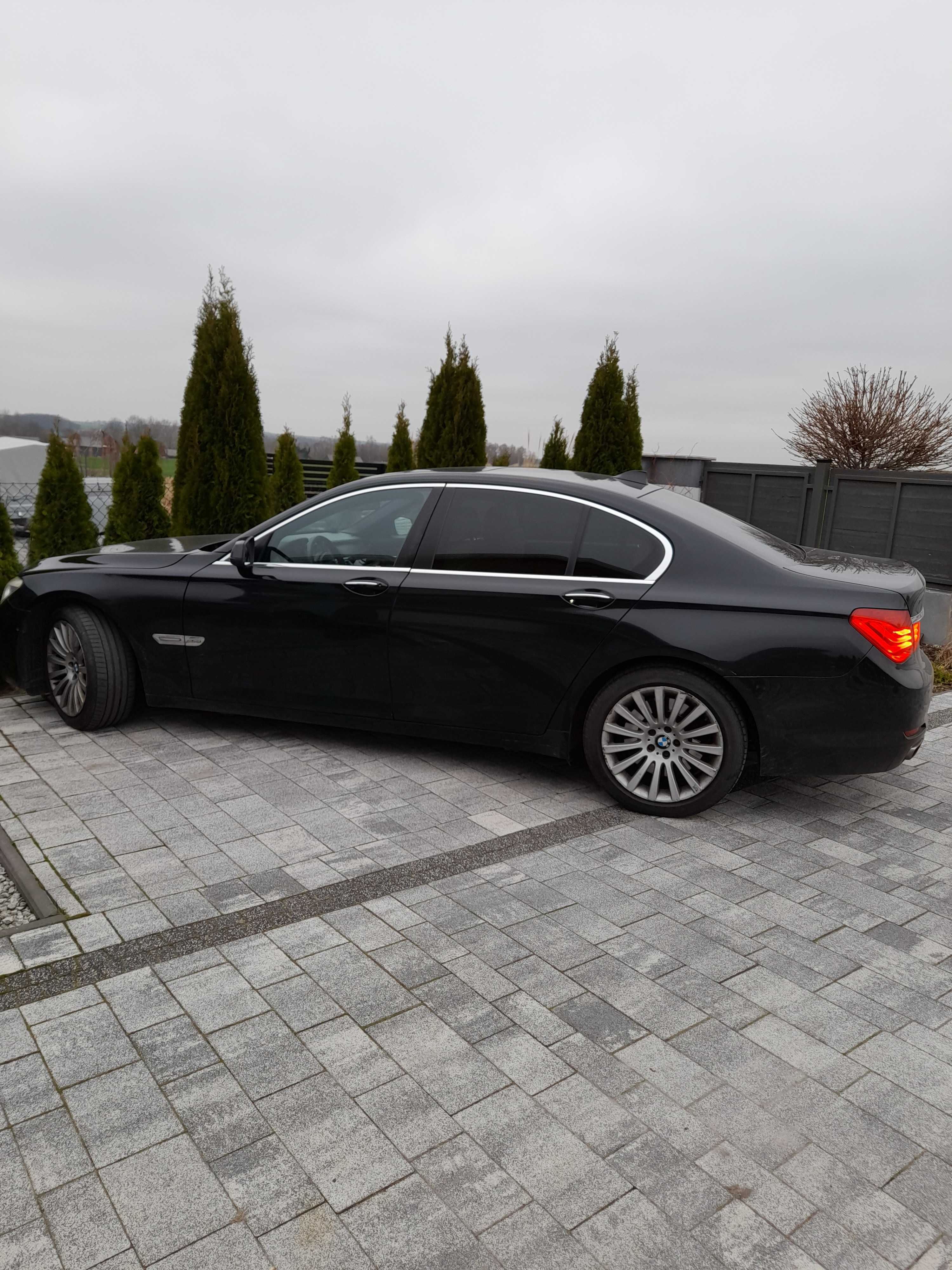 Bmw 750i  X-DRIVE stan idealny,  zamiana!!