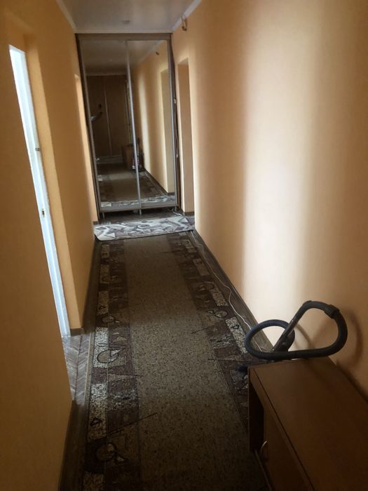 Квартира подобово Лозова