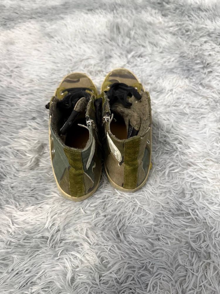 Кроссовки golden goose