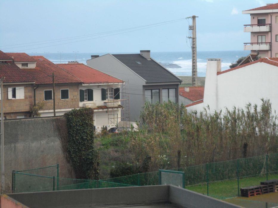 Câmara fotográfica ST-70 a funcionar m. bem