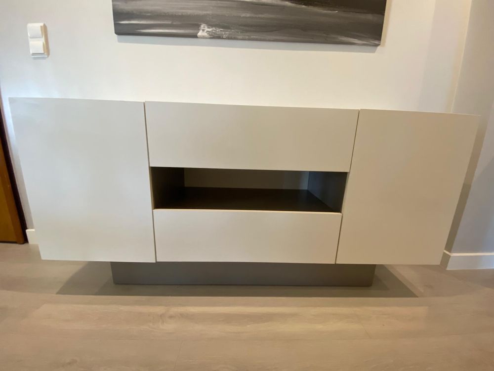 Movel aparador / consola