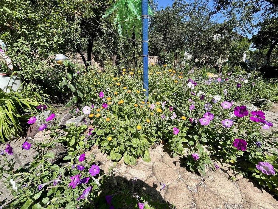 Продаж  просторого будинку Універмаг 44 квартал