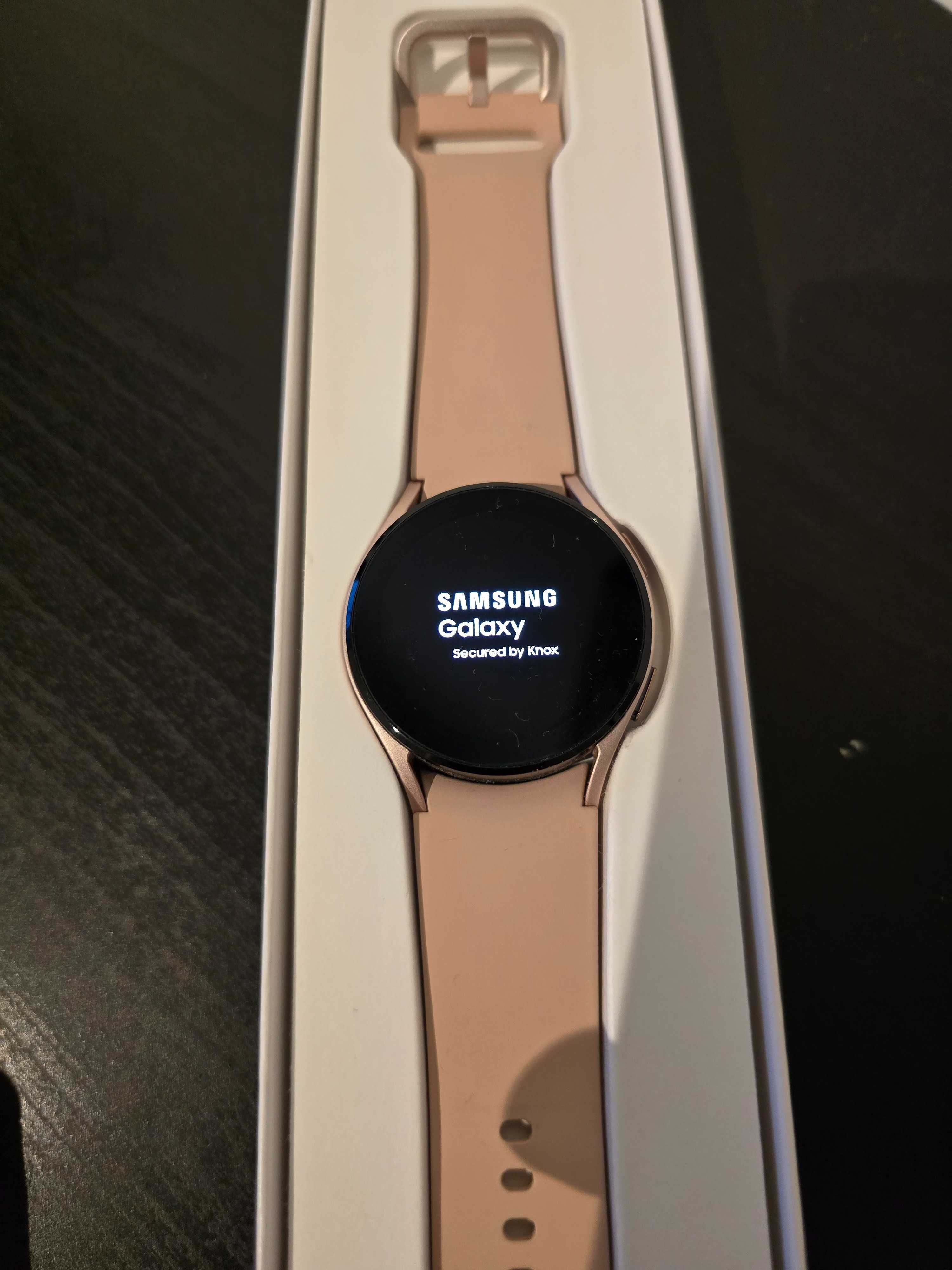 Samsung Galaxy Watch 4 | 40mm | Rose Gold