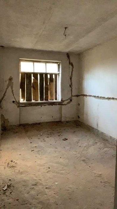 Оренда Укртелеком! 1726,5 м²; м. Звягель, вул. Василя Карпенка, 46а