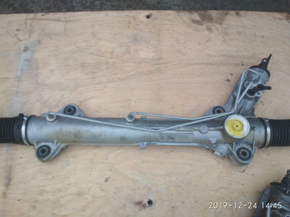 Рульова рейка Спрінтер рульовий вал Спринтер 906 наконечник Розборка