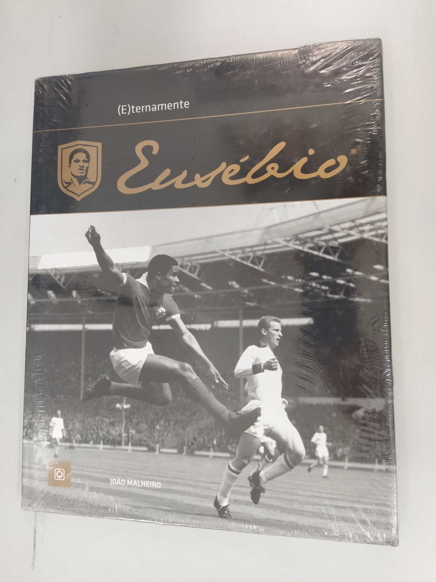 (E) Ternamente Eusébio Livro novo