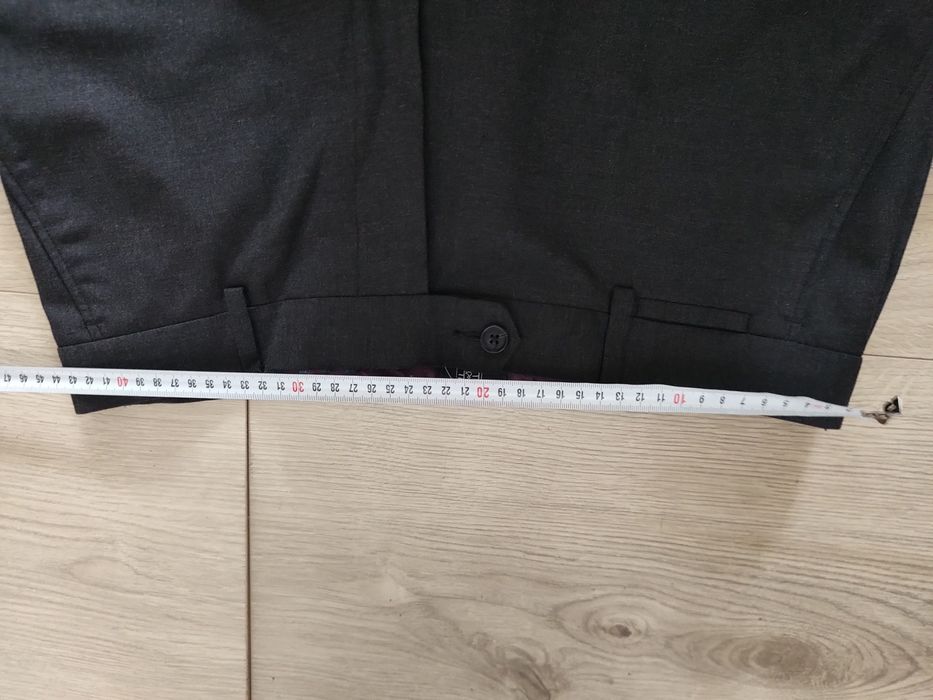 Spodnie garniturowe nowe F&F męskie 
W pasie około 43,5 cm x 2
Długość