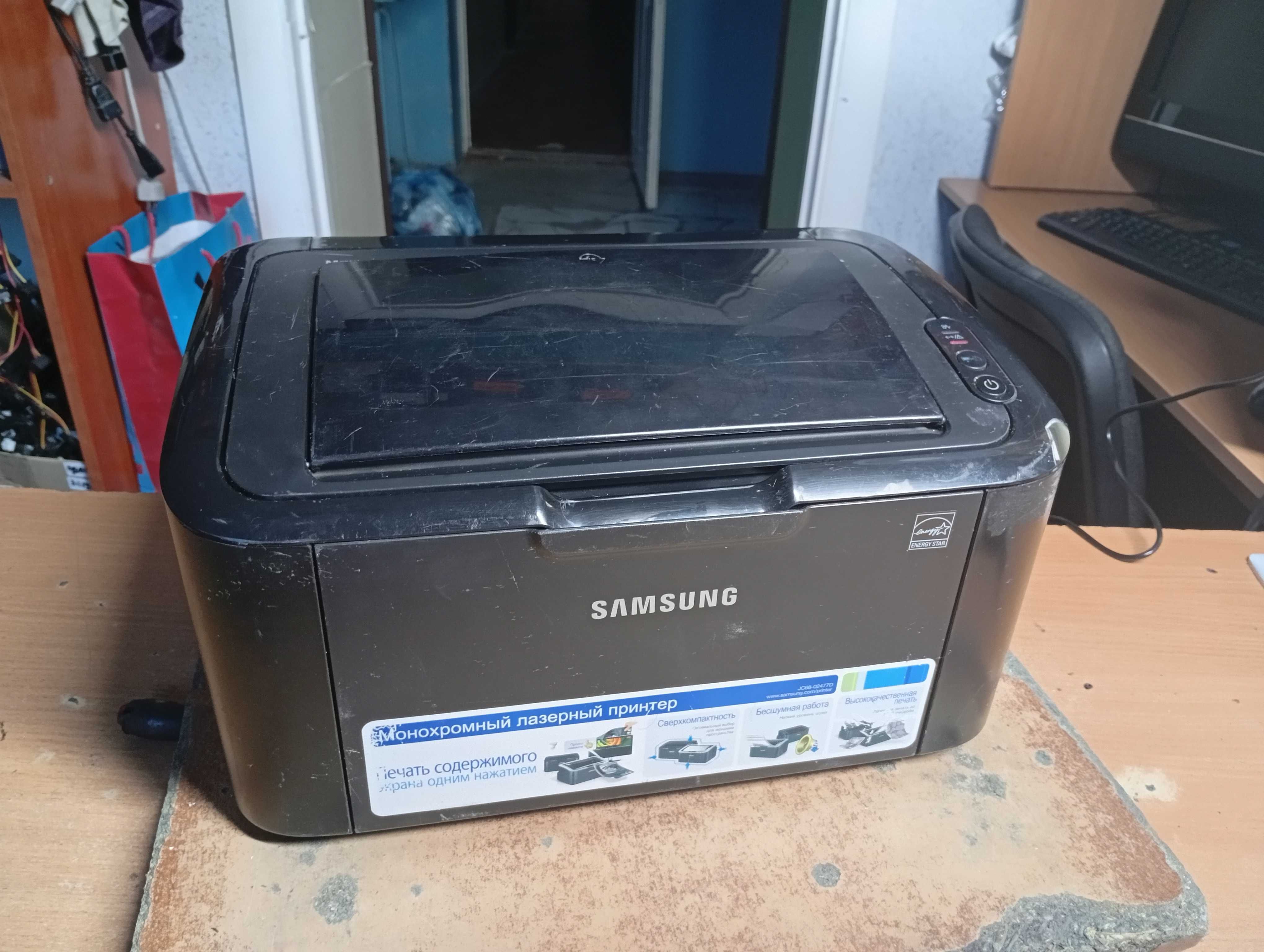 Лазерний принтер Samsung ML-1866