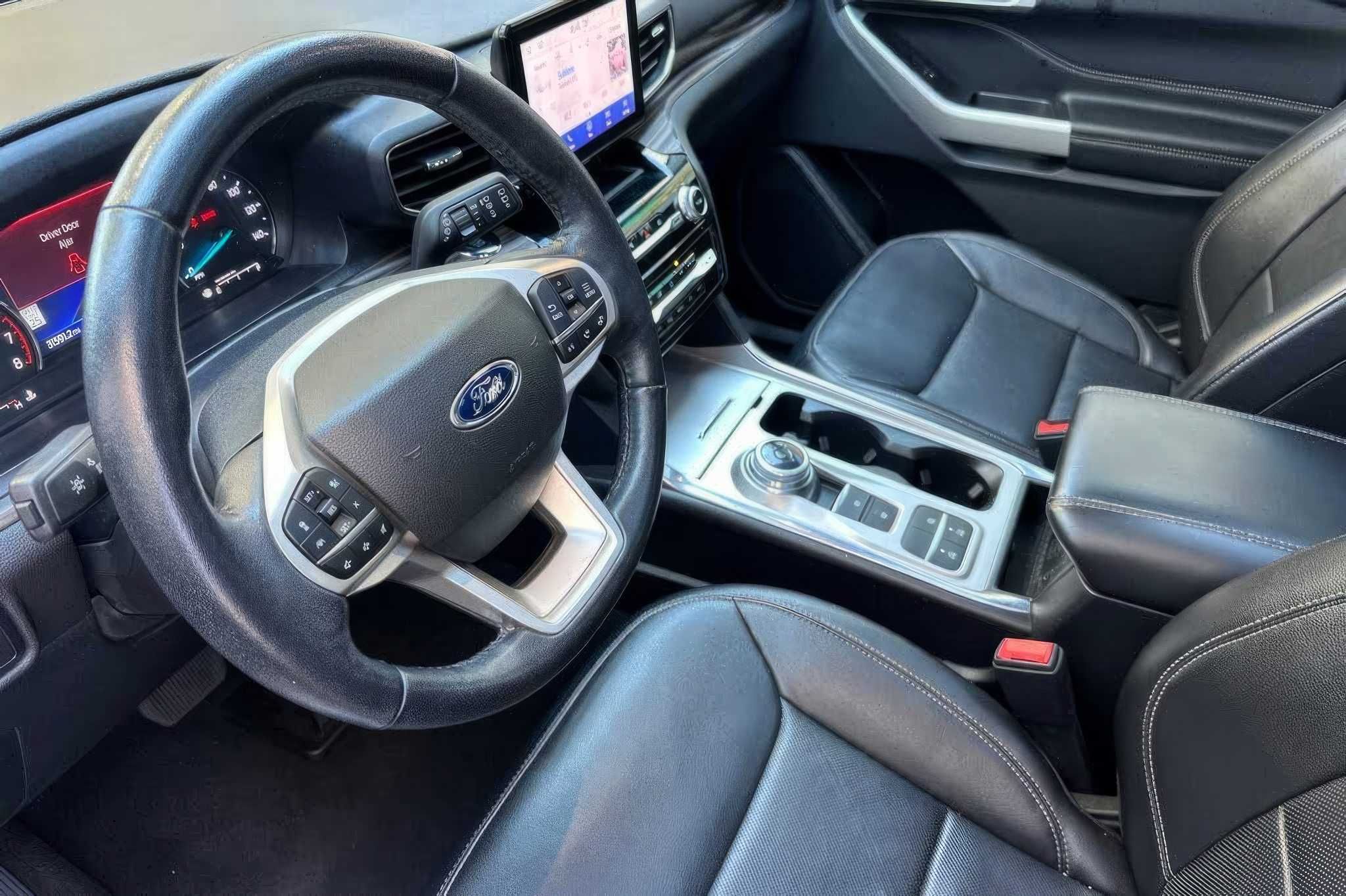 2022 Ford Explorer