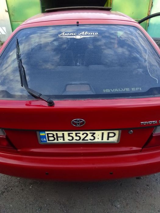 Авто  Toyota Тойота Королла