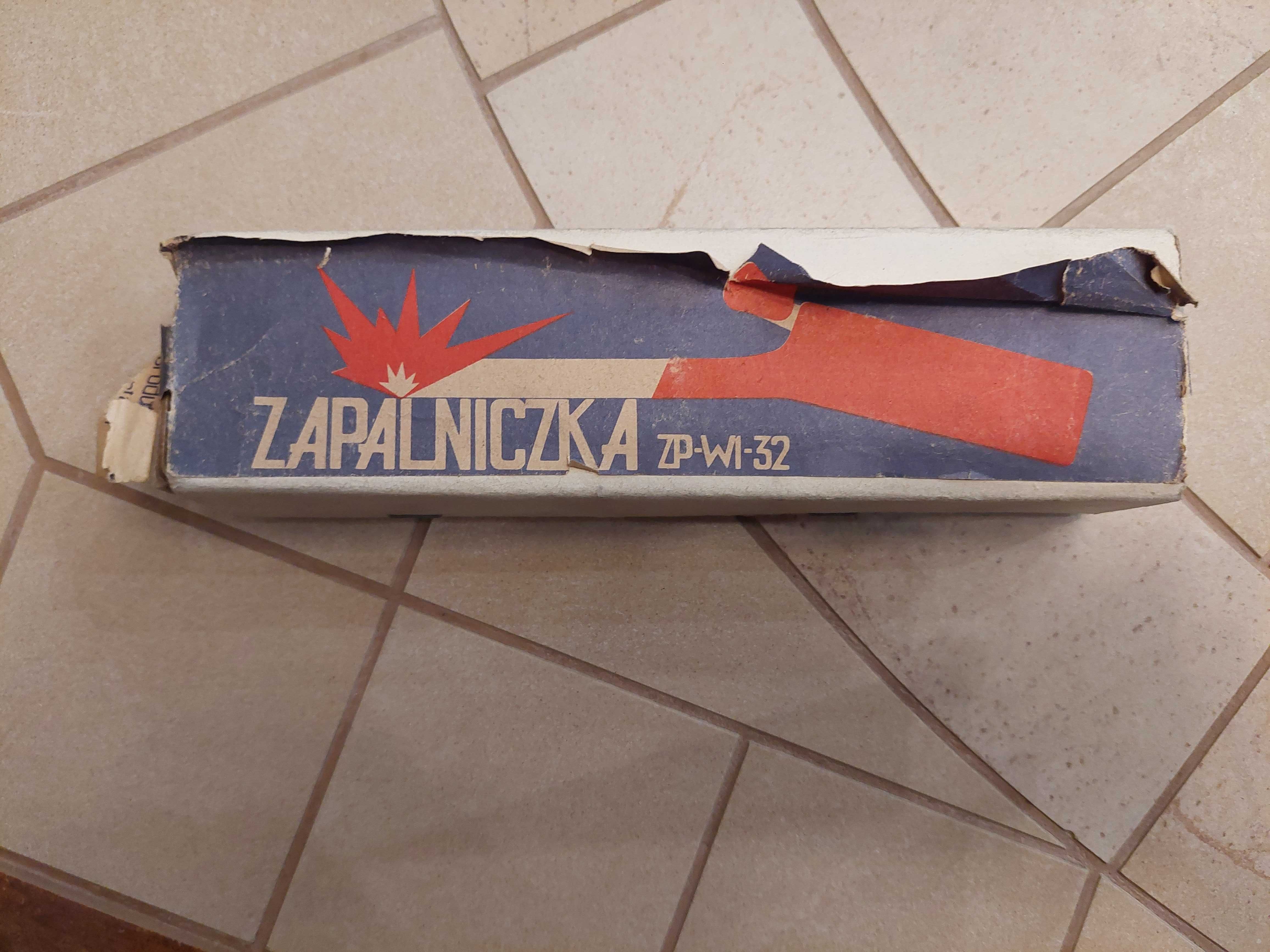 Zabytkowa zapalniczka do gazu PRL