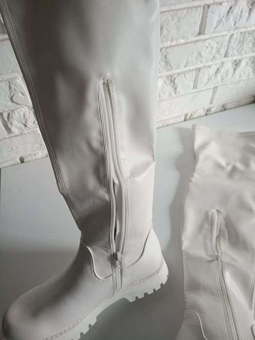 Wysokie kozaki za kolano z eco skóry białe NOWE