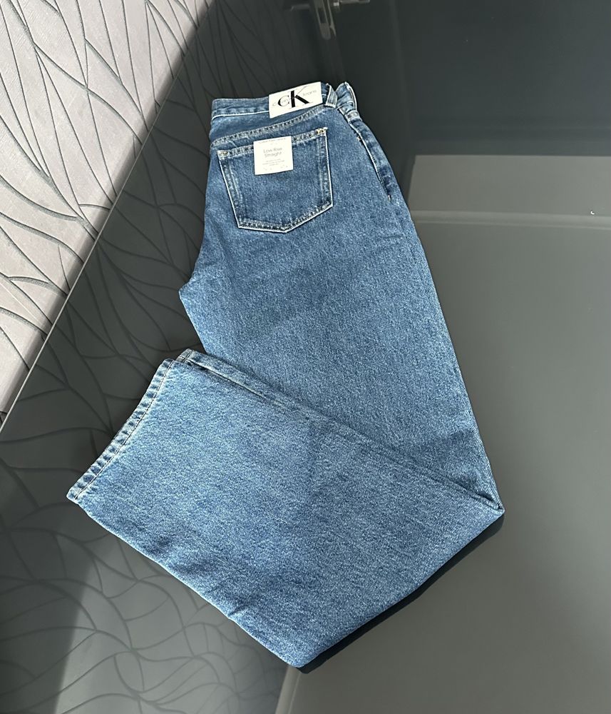 Джинсы Calvin Klein, ровные джинсы calvin klein, calvin  j20j221798