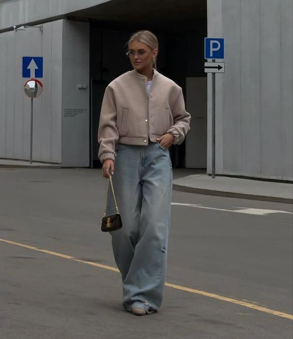 Пальто-бомбер жіночий