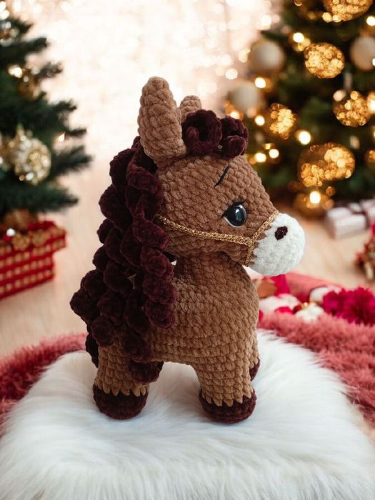 В’язані іграшки кінь Символ 2026 року, конячка, Лошадка
Ак