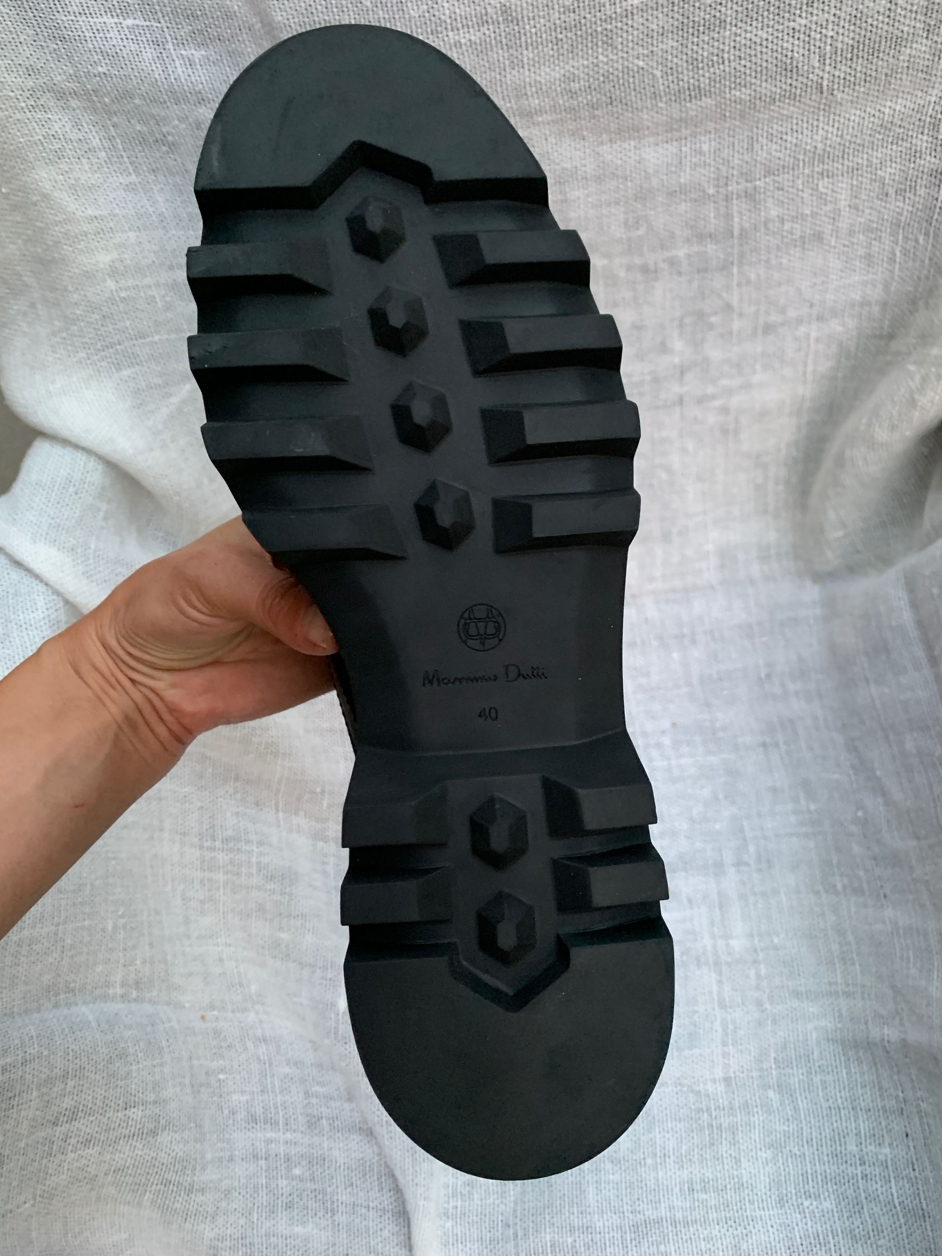 Buty damskie trapery skórzane Massimo Dutti 40 botki sznurowane