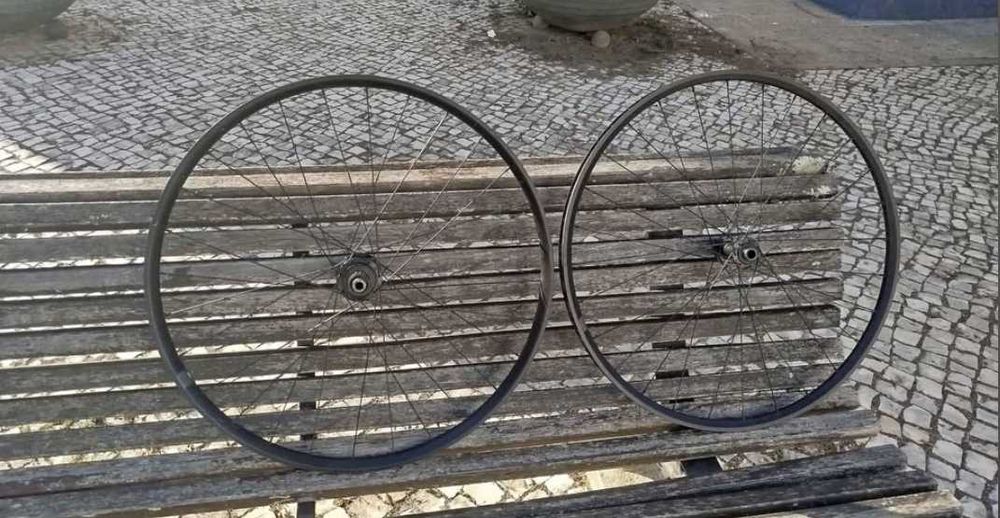 Rodas BTT Shimano 29 de Estrada Campagnolo