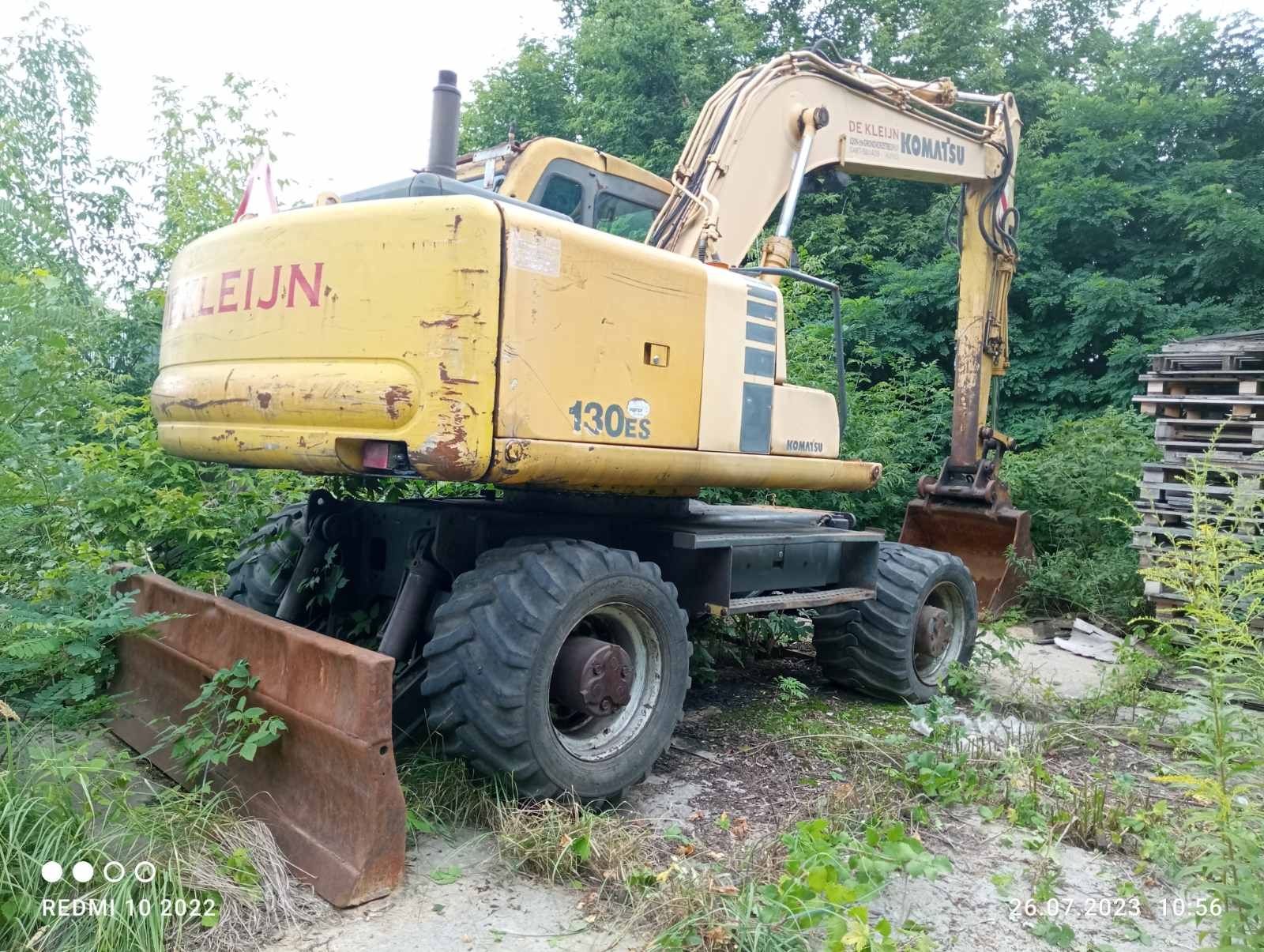 Продам колесный экскаватор Komatsu