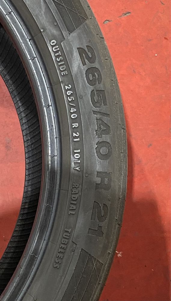 Pneu CONTINENTAL 275/40R21