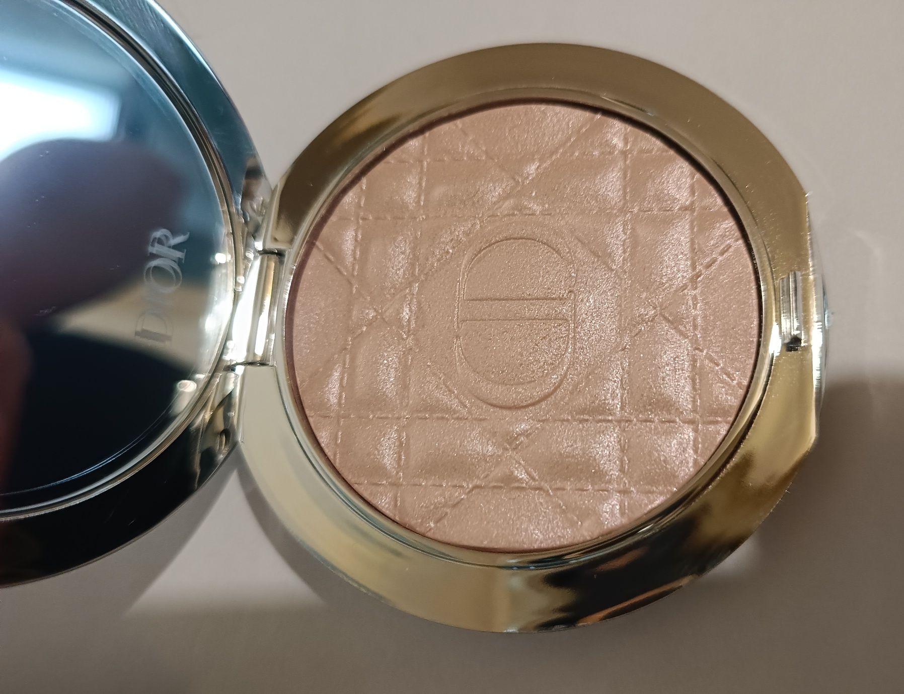 ior Forever Glow Luminizer - Rozświetlacz / nowy / Pink Halo
