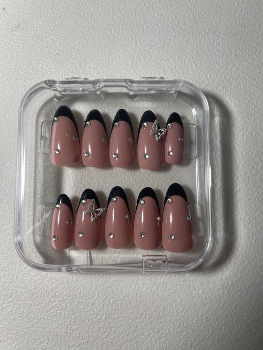 Press on nails handmade