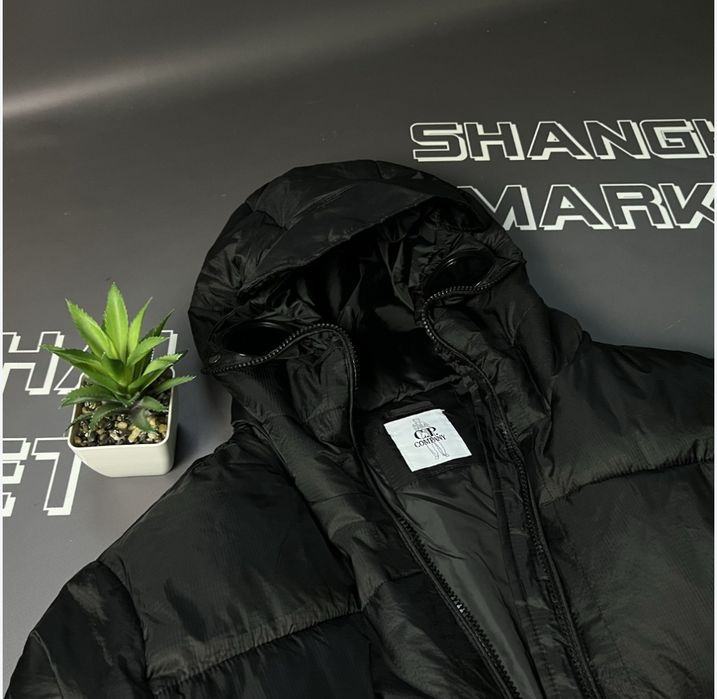 Пуховик чорний куртка Cp company Palace