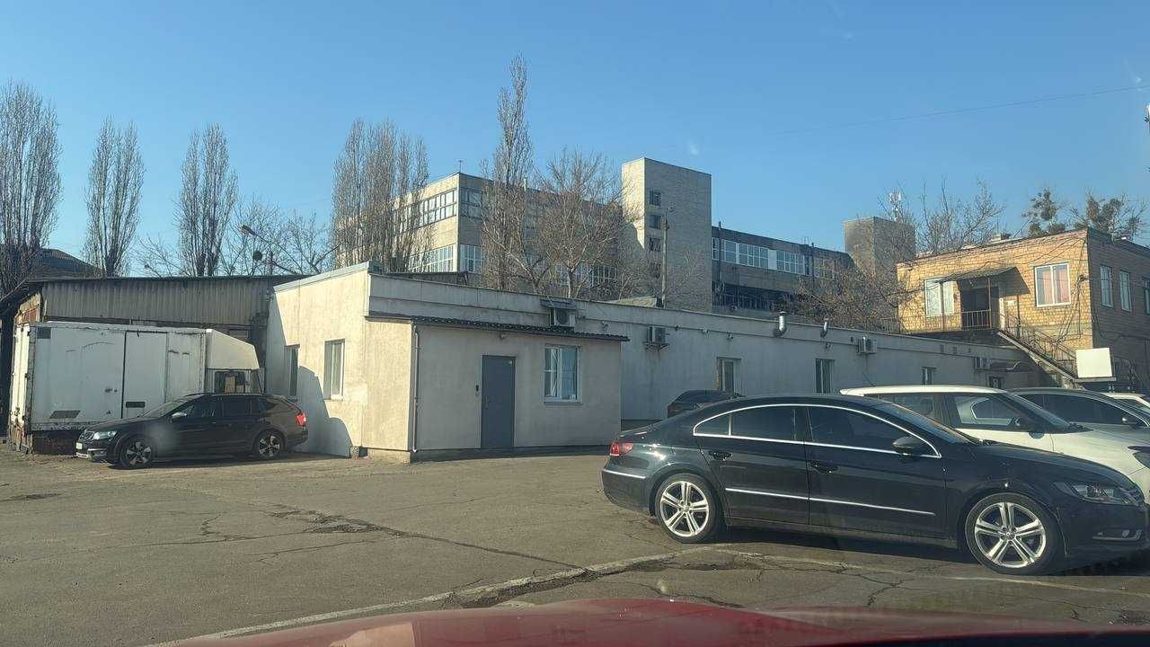 Продаж майнового комплексу с землею 46 соток Хоткевича 34 Чернігівська