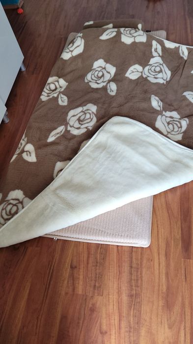 Kołdra wełniana i poduszka